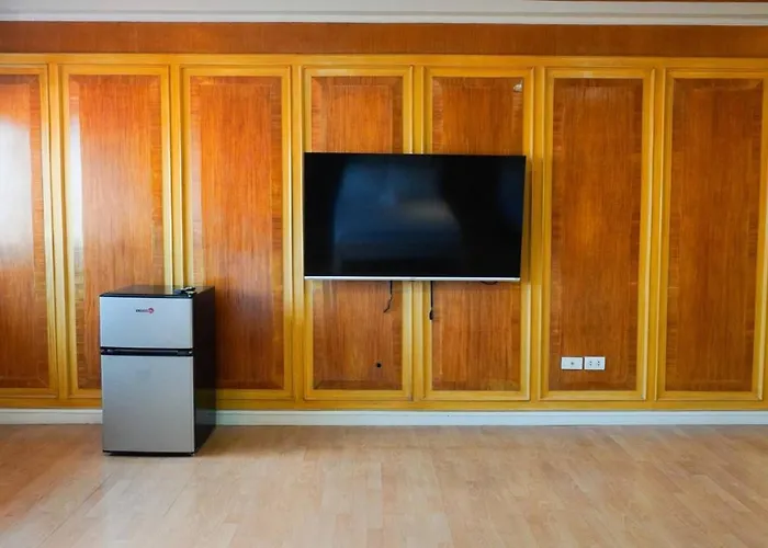 Makati Altean Holiday home *
